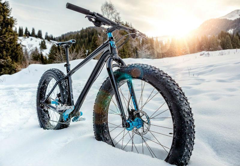 bike in the snow in Cortina d'Ampezzo